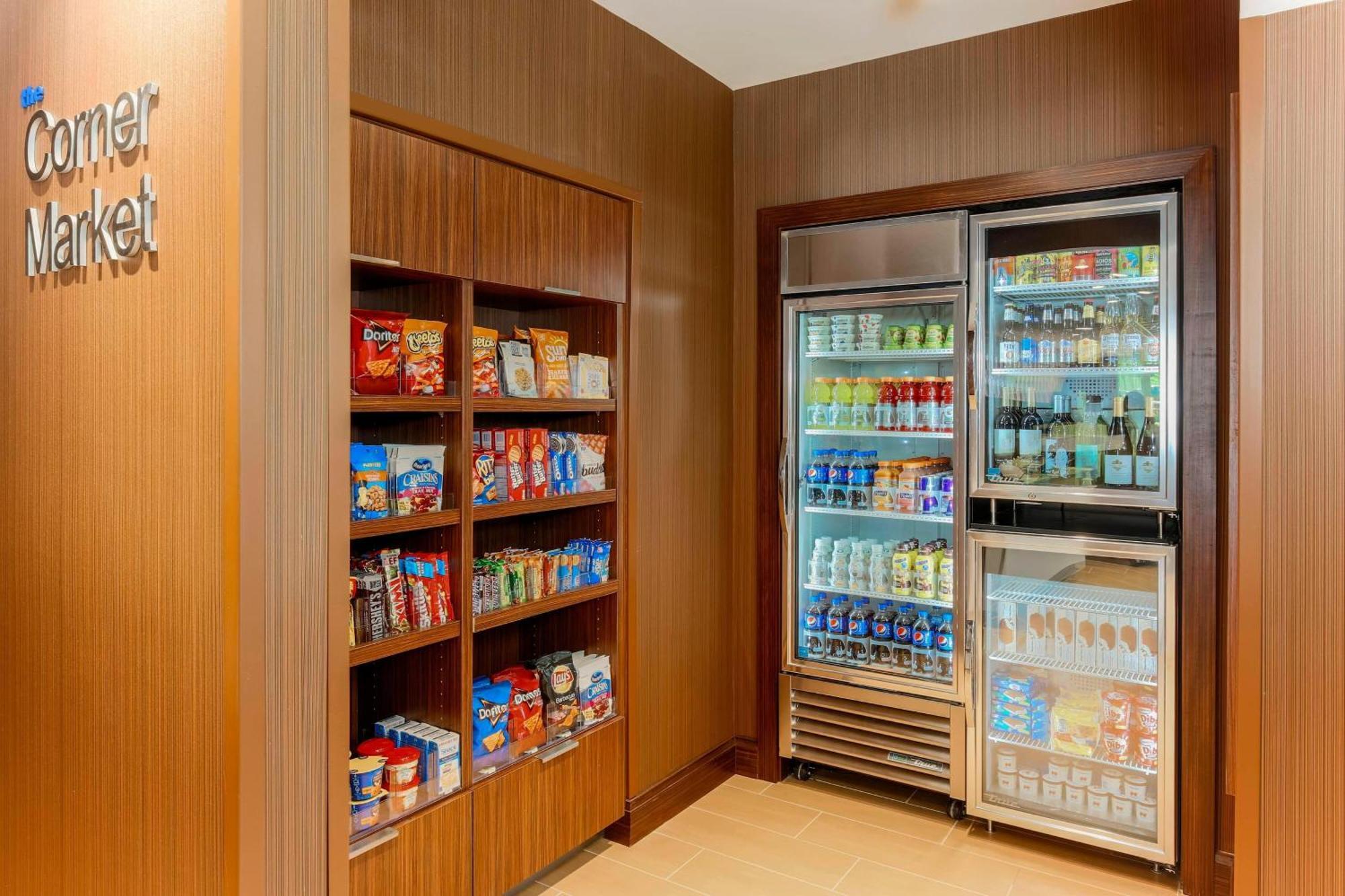 Fairfield Inn & Suites By Marriott Decatur At Decatur Conference Center Εξωτερικό φωτογραφία